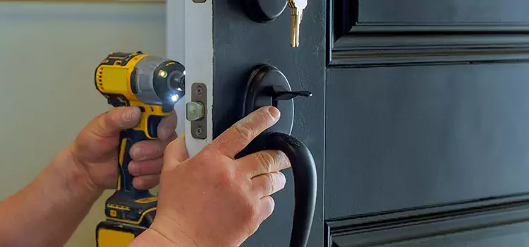 Locksmith Emergency Service Whitney